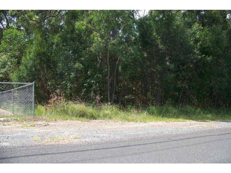 7 Oomool St, Macleay Island QLD 4184