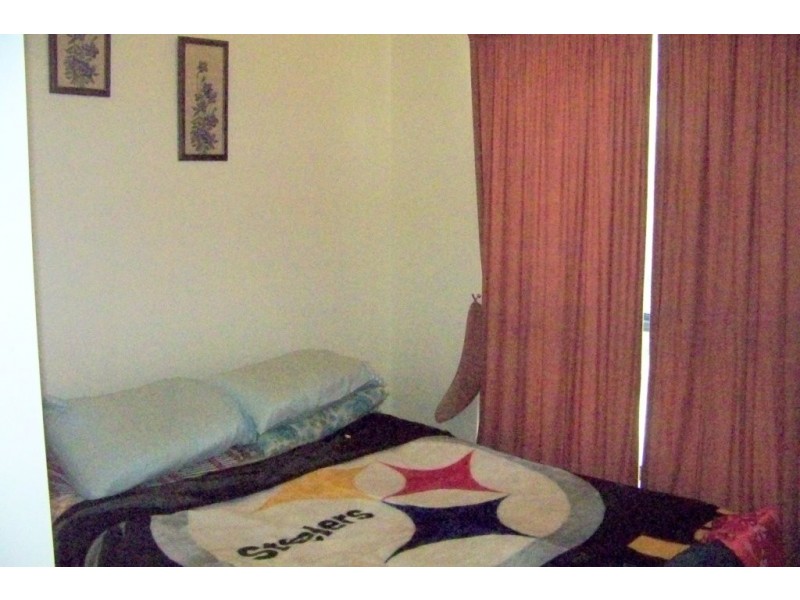 15 PINE AV, Lamb Island QLD 4184