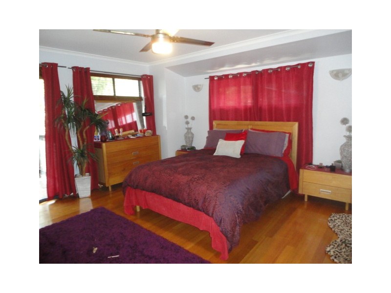 2A/36 Southsea Tce, Macleay Island QLD 4184