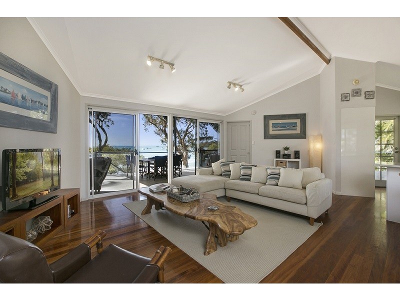 52 ATTUNGA ST – HOLIDAY LET, Macleay Island QLD 4184