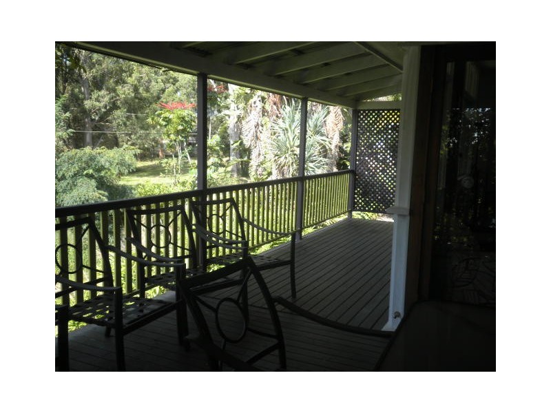 64 Charles Tce, Macleay Island QLD 4184