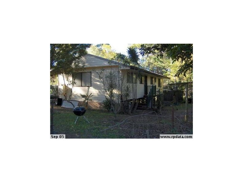 11 Wyena St, Lamb Island QLD 4184