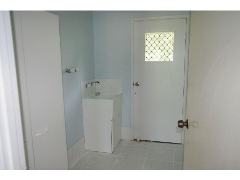 15 LONICERA STREET, Macleay Island QLD 4184