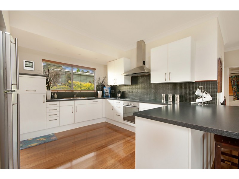 35 TINA AVE, Lamb Island QLD 4184