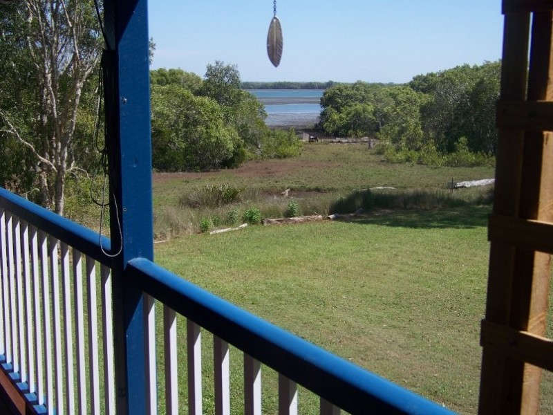 48 Charles Terrace, Macleay Island QLD 4184