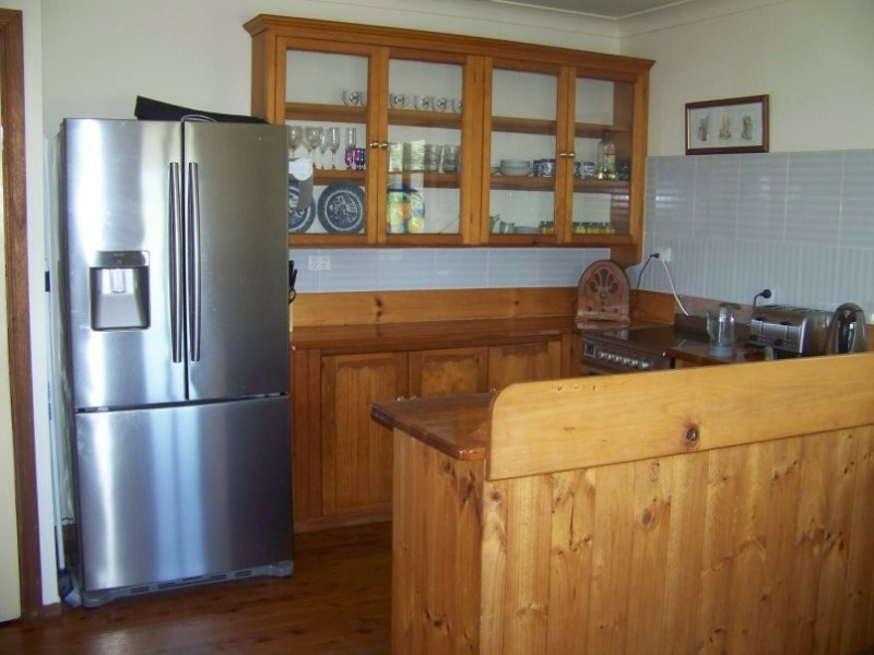 48 Charles Terrace, Macleay Island QLD 4184