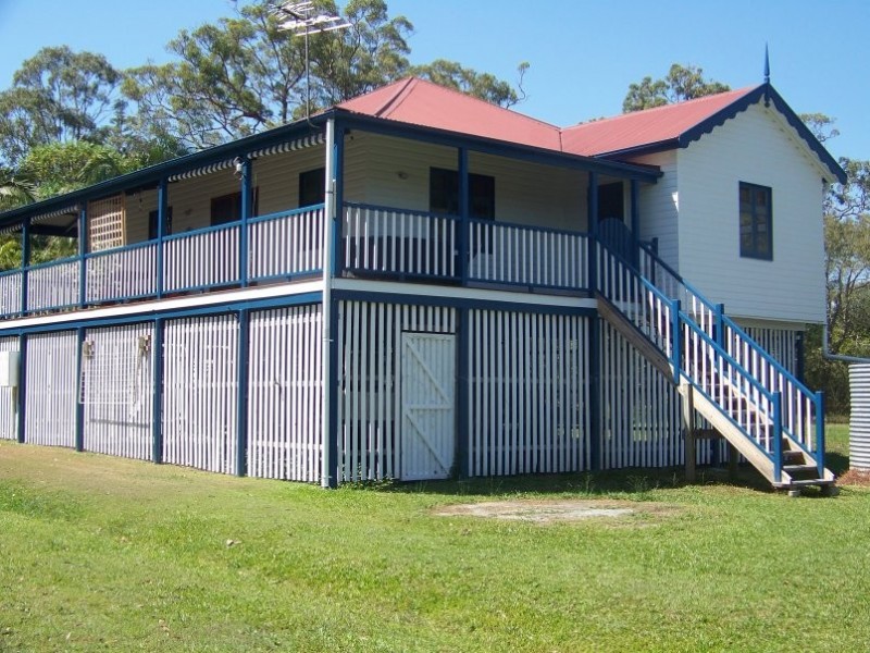 48 Charles Terrace, Macleay Island QLD 4184