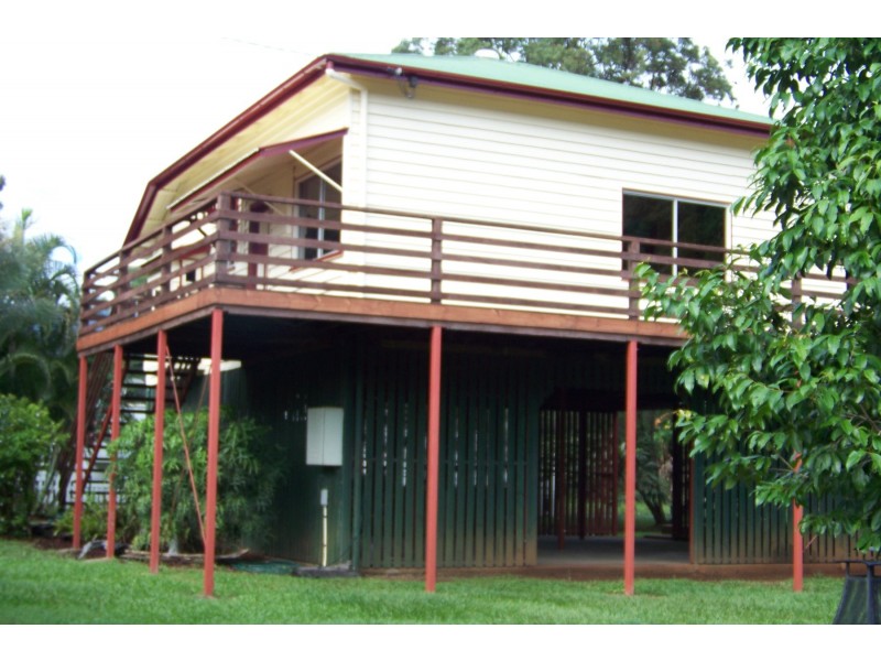 9 – 11 Betty St, Macleay Island QLD 4184