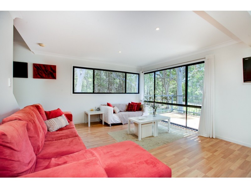 26 Treasure Island Ave, Karragarra Island QLD 4184