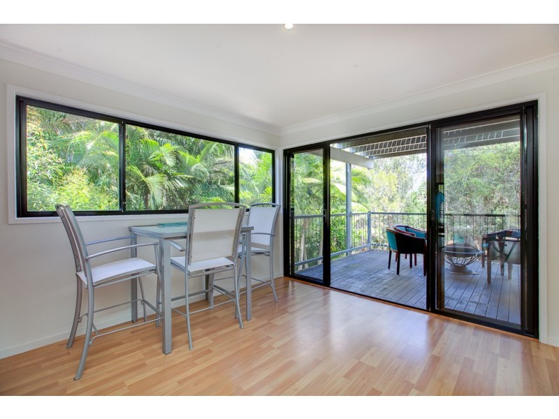 26 Treasure Island Ave, Karragarra Island QLD 4184