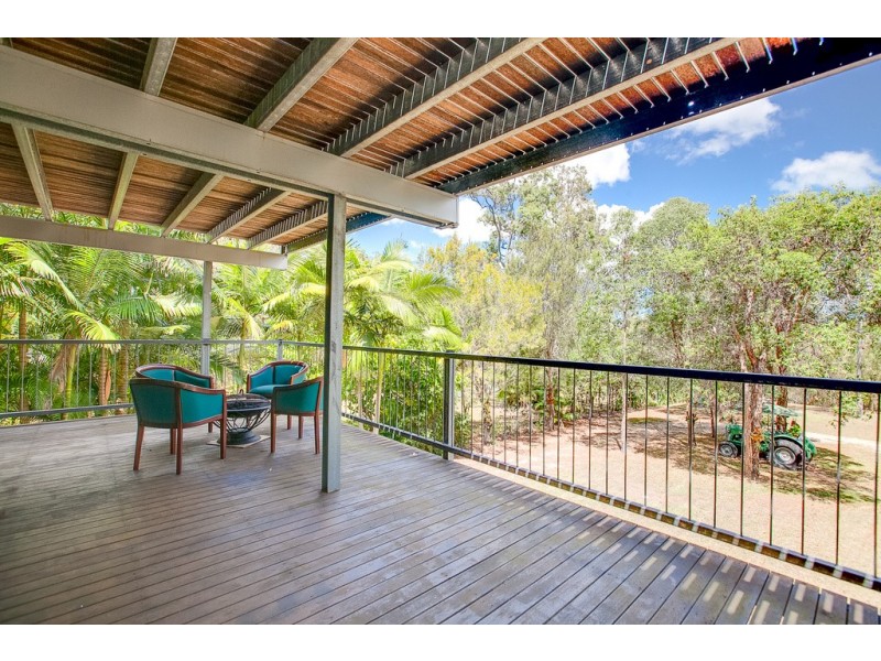 26 Treasure Island Ave, Karragarra Island QLD 4184