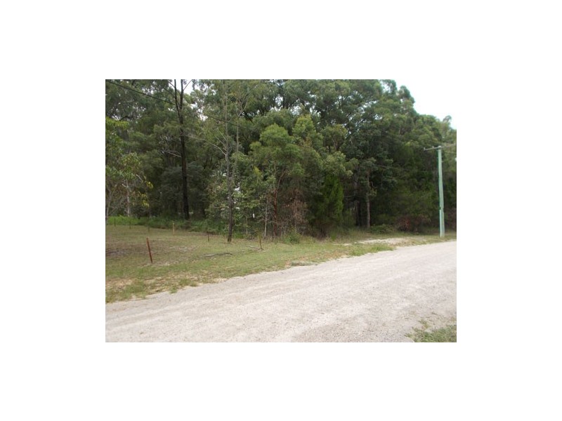 14 Piccaninny Street, Macleay Island QLD 4184