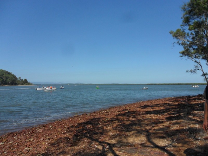 6 Cliff Terrace, Macleay Island QLD 4184