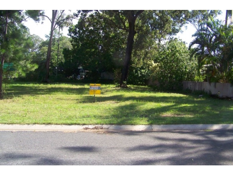 5 PAULA pde, Lamb Island QLD 4184