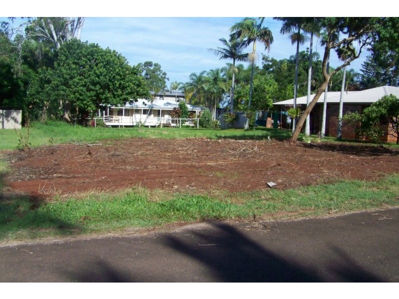 31 LEONIE CRES, Lamb Island QLD 4184