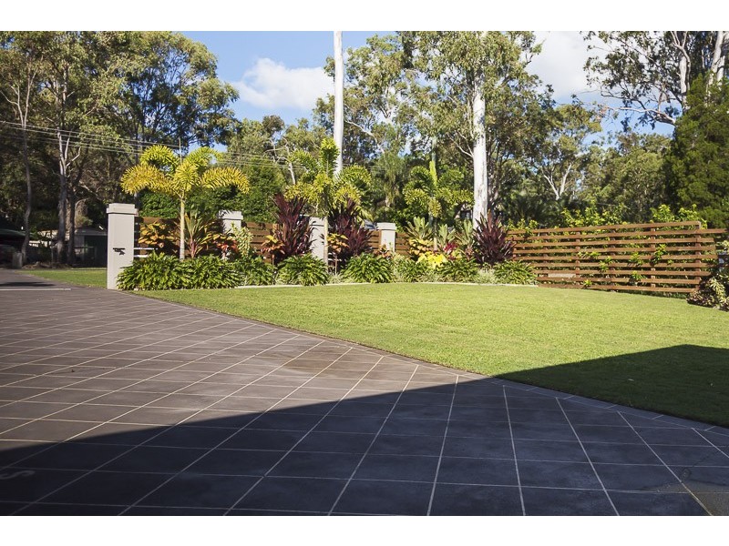 91 Coondooroopa Dve, Macleay Island QLD 4184