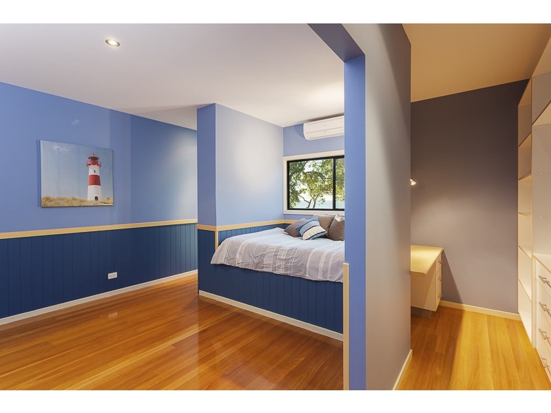 91 Coondooroopa Dve, Macleay Island QLD 4184
