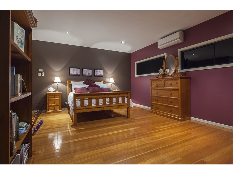 91 Coondooroopa Dve, Macleay Island QLD 4184