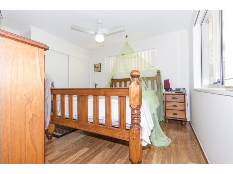 4 Cathy Street, Macleay Island QLD 4184