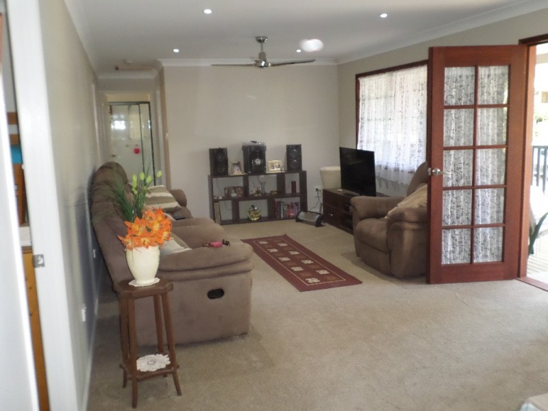 32 CATHY STREET, Macleay Island QLD 4184
