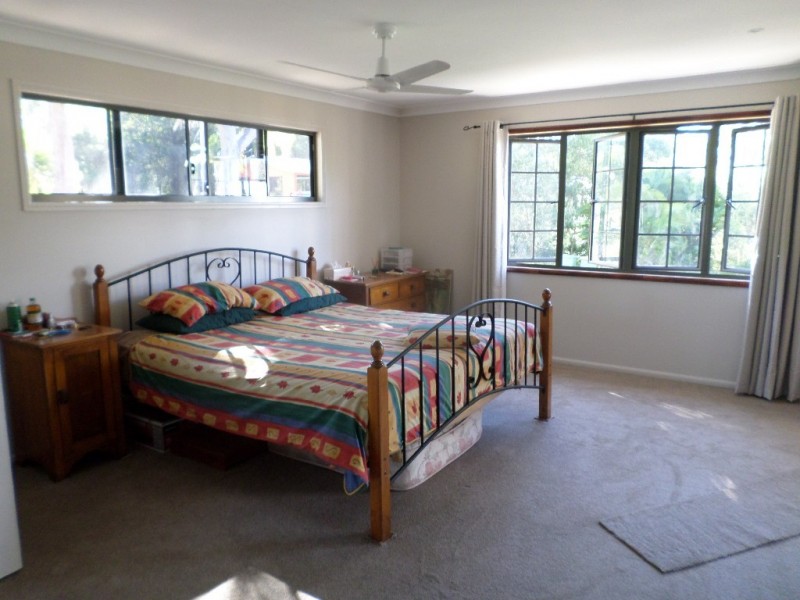 32 CATHY STREET, Macleay Island QLD 4184