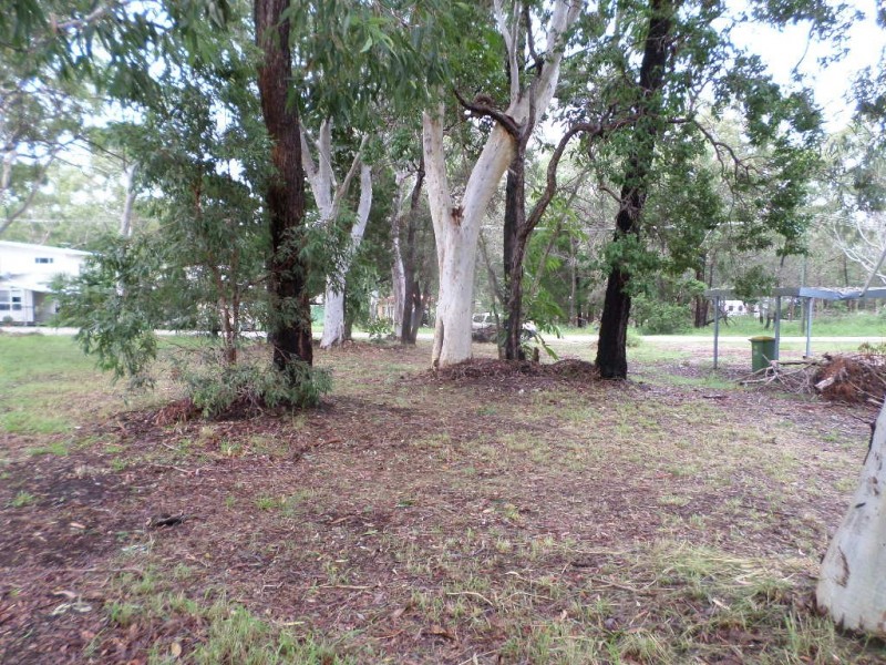 23 TINGARA STREET, Macleay Island QLD 4184