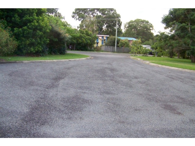 3 ALMOND CT, Lamb Island QLD 4184