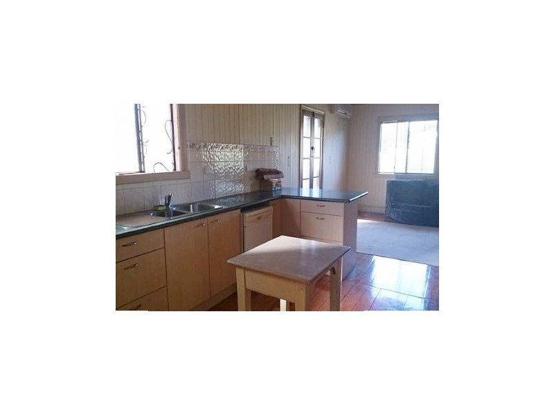 23 Laurel Street, Russell Island QLD 4184
