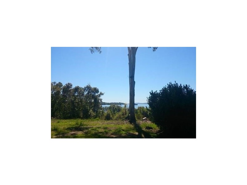 21 Hawthornden Drive, Russell Island QLD 4184