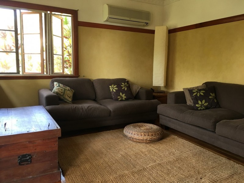 64 PERULPA DR, Lamb Island QLD 4184