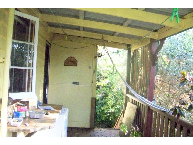 64 PERULPA DR, Lamb Island QLD 4184