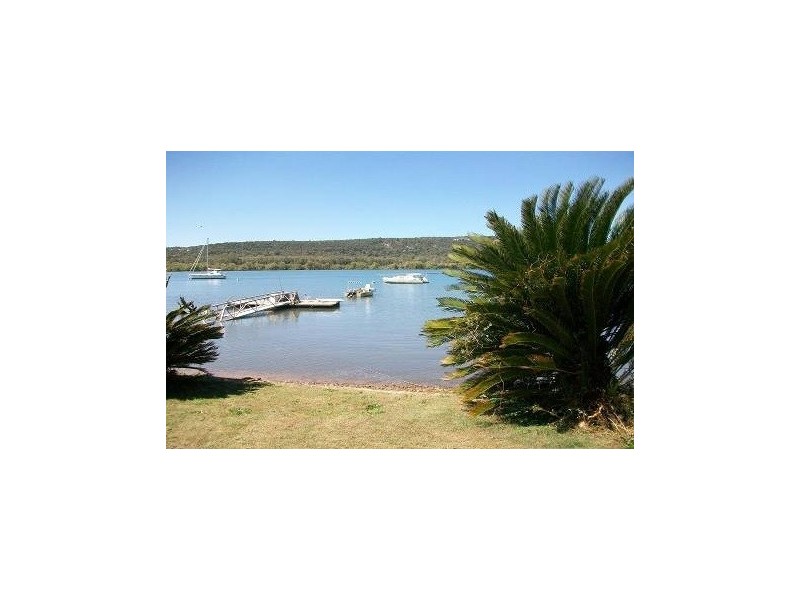 101 Wahine Drive, Russell Island QLD 4184