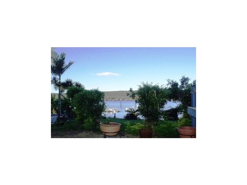 101 Wahine Drive, Russell Island QLD 4184