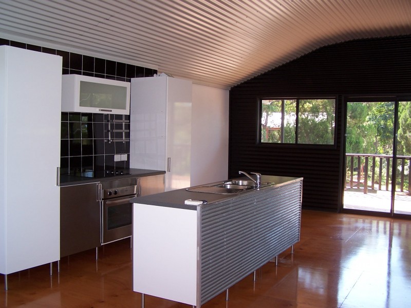 24 Barramundi Street, Macleay Island QLD 4184