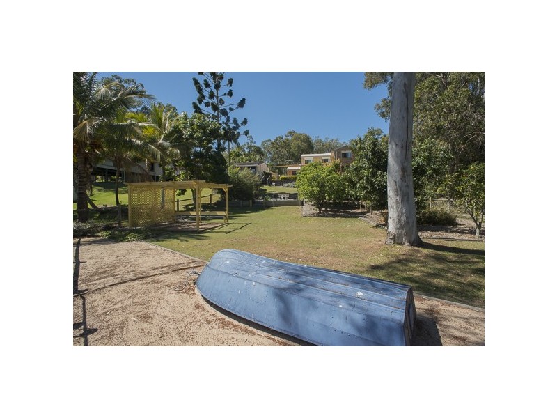 81 Coondooroopa Avenue, Macleay Island QLD 4184