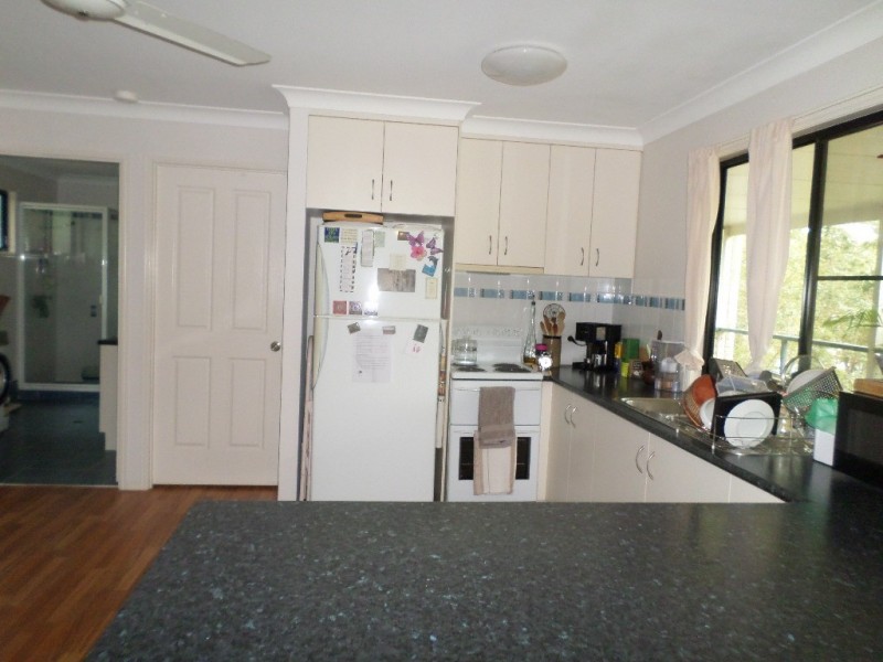 5 RAY STREET, Macleay Island QLD 4184