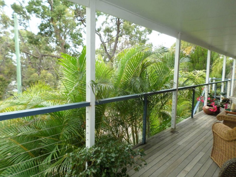 5 RAY STREET, Macleay Island QLD 4184