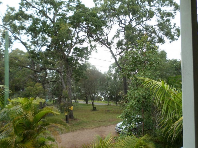 5 RAY STREET, Macleay Island QLD 4184