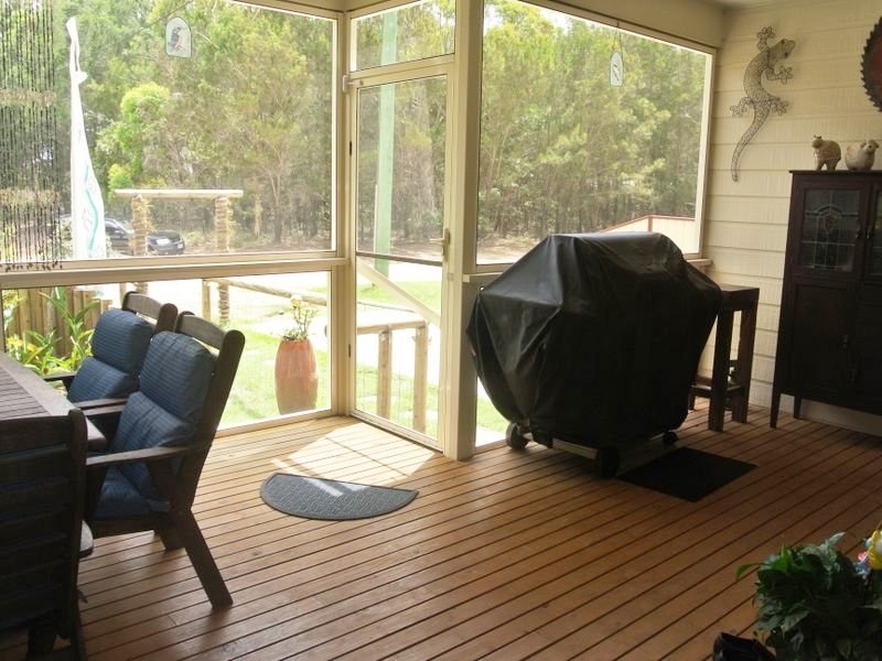 24 Little Cove Road, Russell Island QLD 4184