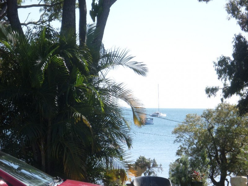 37 TINGARA STREET, Macleay Island QLD 4184