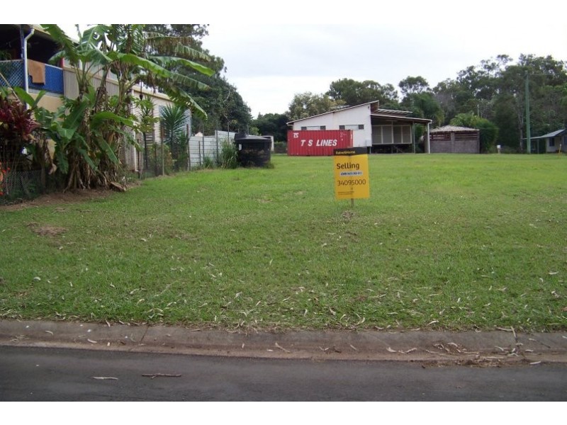 5 Thomas St, Macleay Island QLD 4184