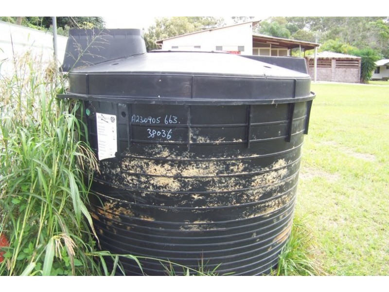 5 Thomas St, Macleay Island QLD 4184