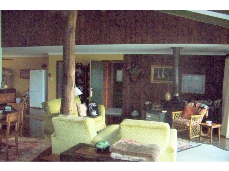 60-62 MELALEUCA DR, Lamb Island QLD 4184