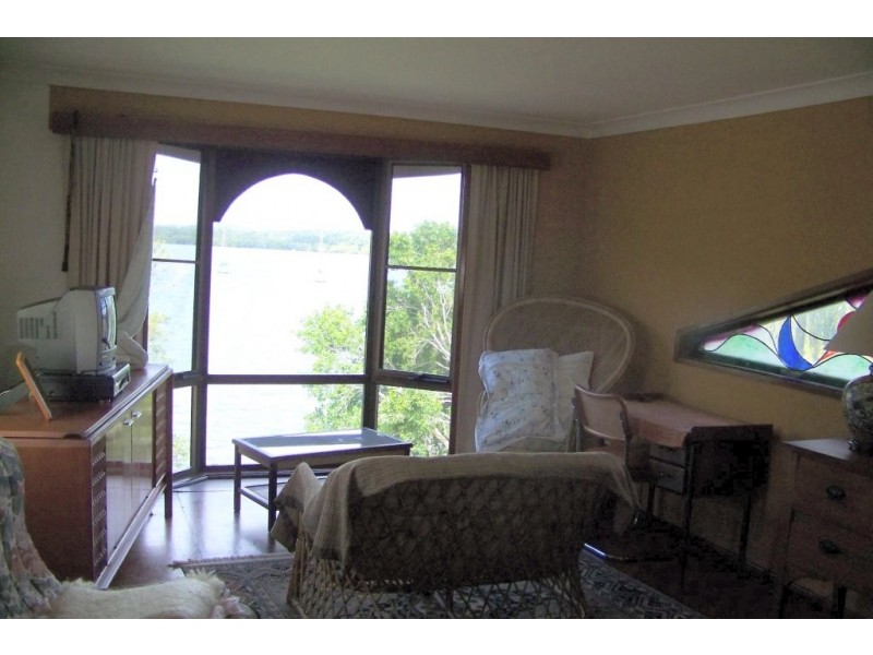 60-62 MELALEUCA DR, Lamb Island QLD 4184