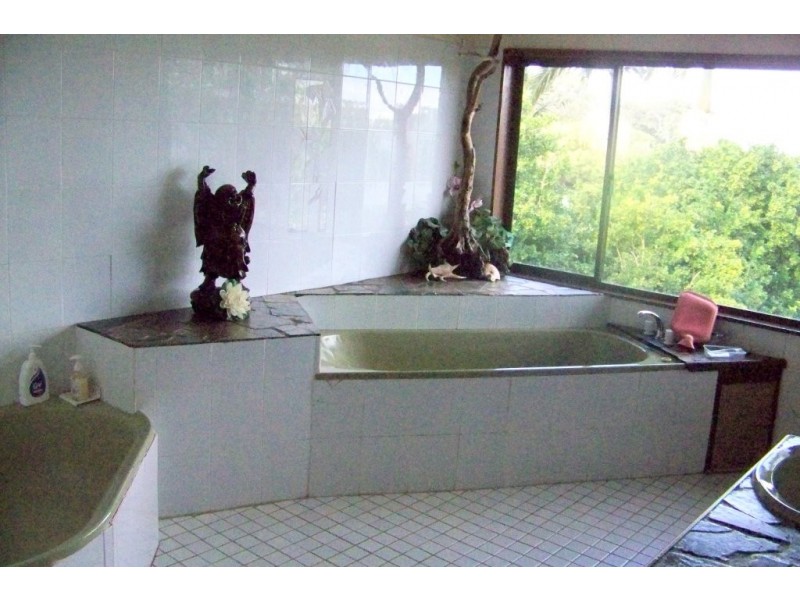 60-62 MELALEUCA DR, Lamb Island QLD 4184