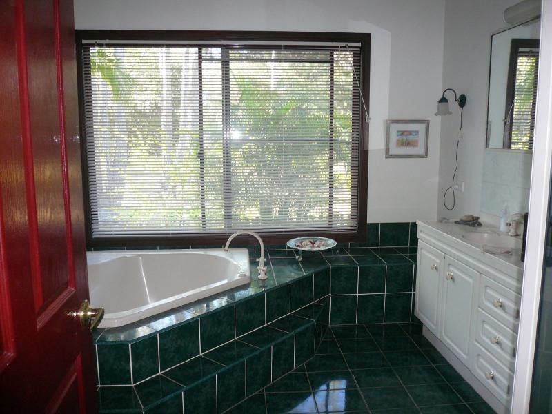 13 President Terrace, Macleay Island QLD 4184