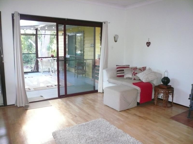 13 President Terrace, Macleay Island QLD 4184