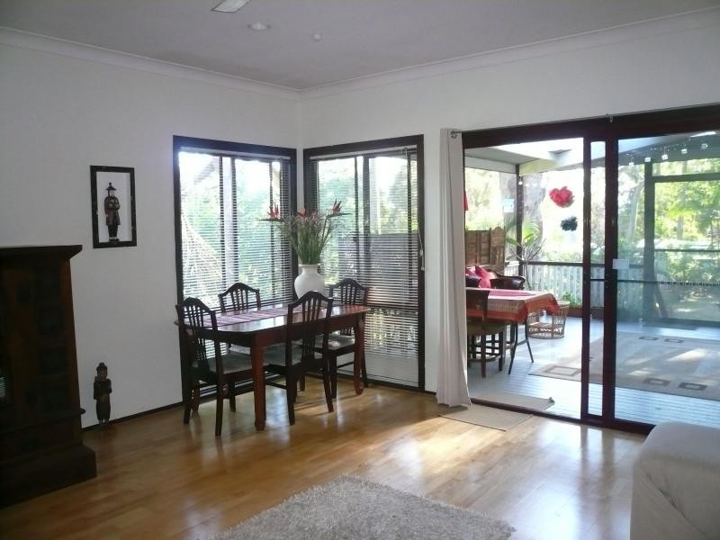 13 President Terrace, Macleay Island QLD 4184