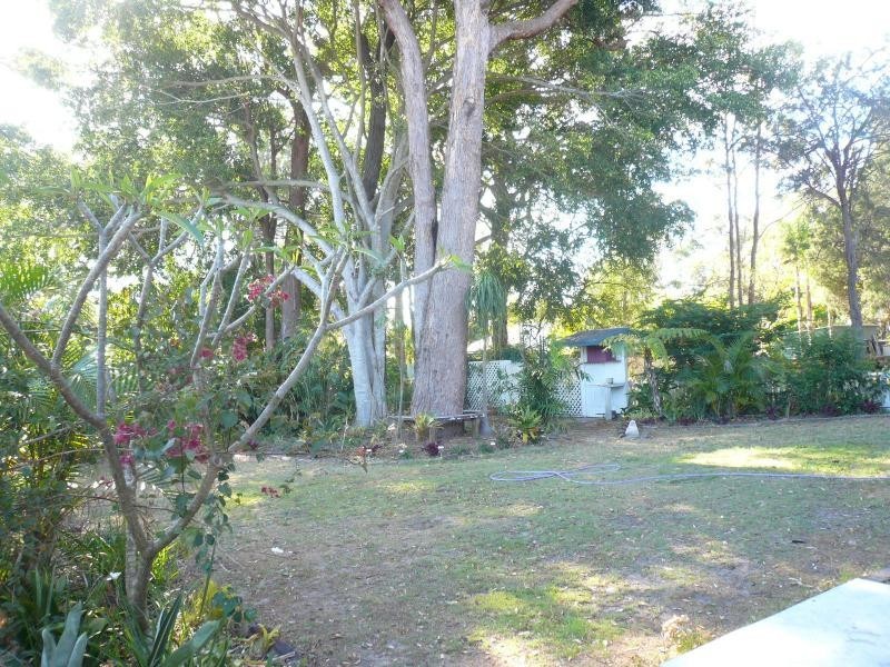 13 President Terrace, Macleay Island QLD 4184