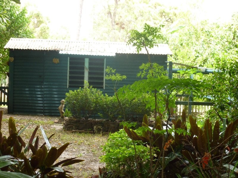 13 President Terrace, Macleay Island QLD 4184